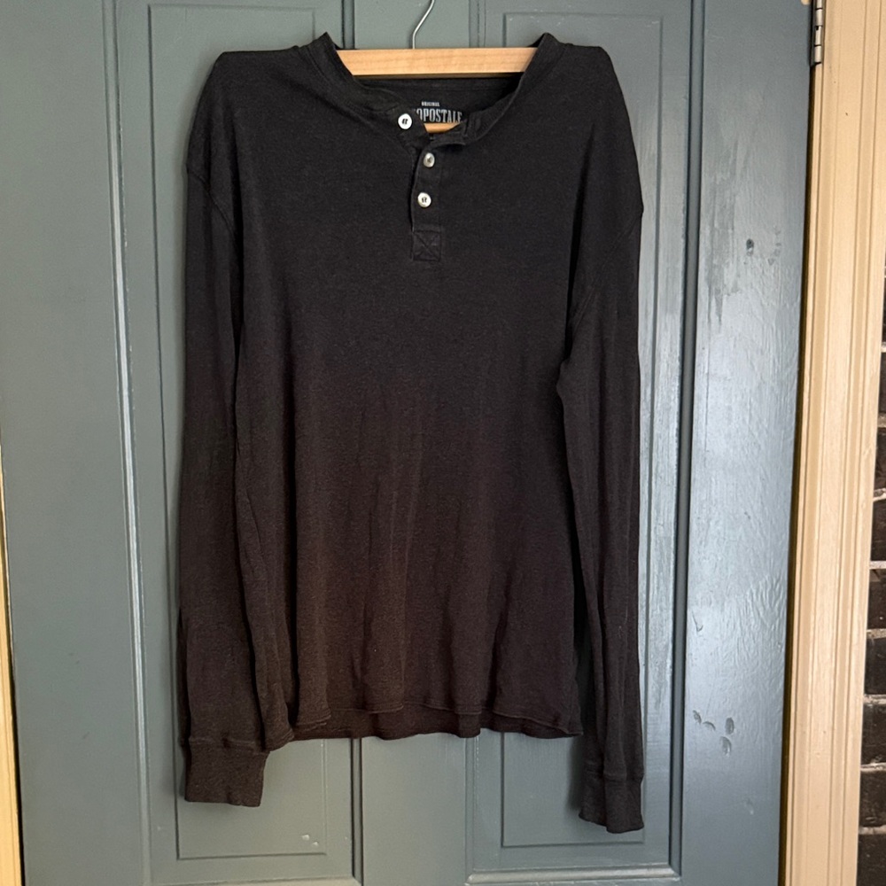 Aeropostale Men's Dark Gray Long Sleeve Henley Shirt